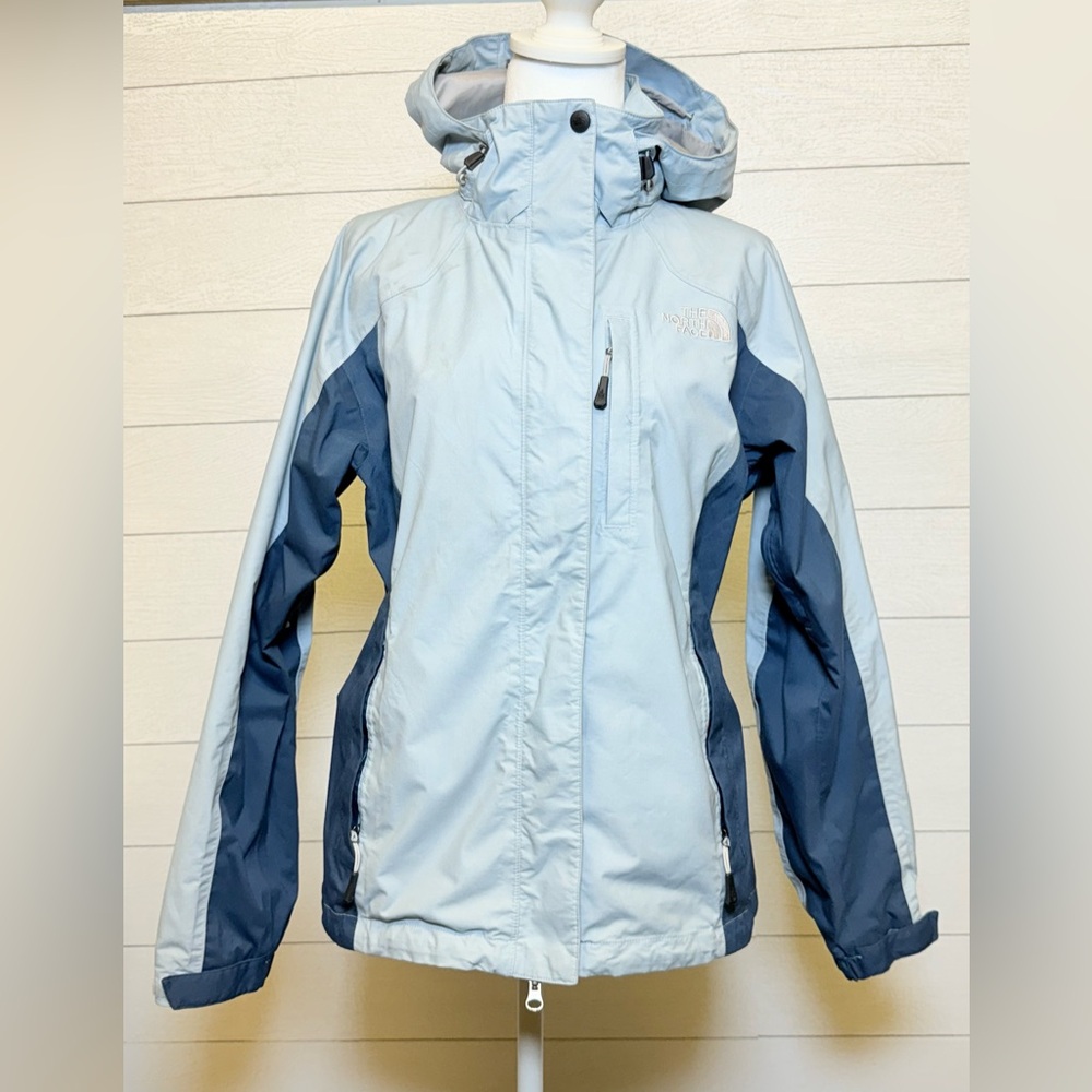 The North Face HyVent Women's Blue Jacket Medium Trashed